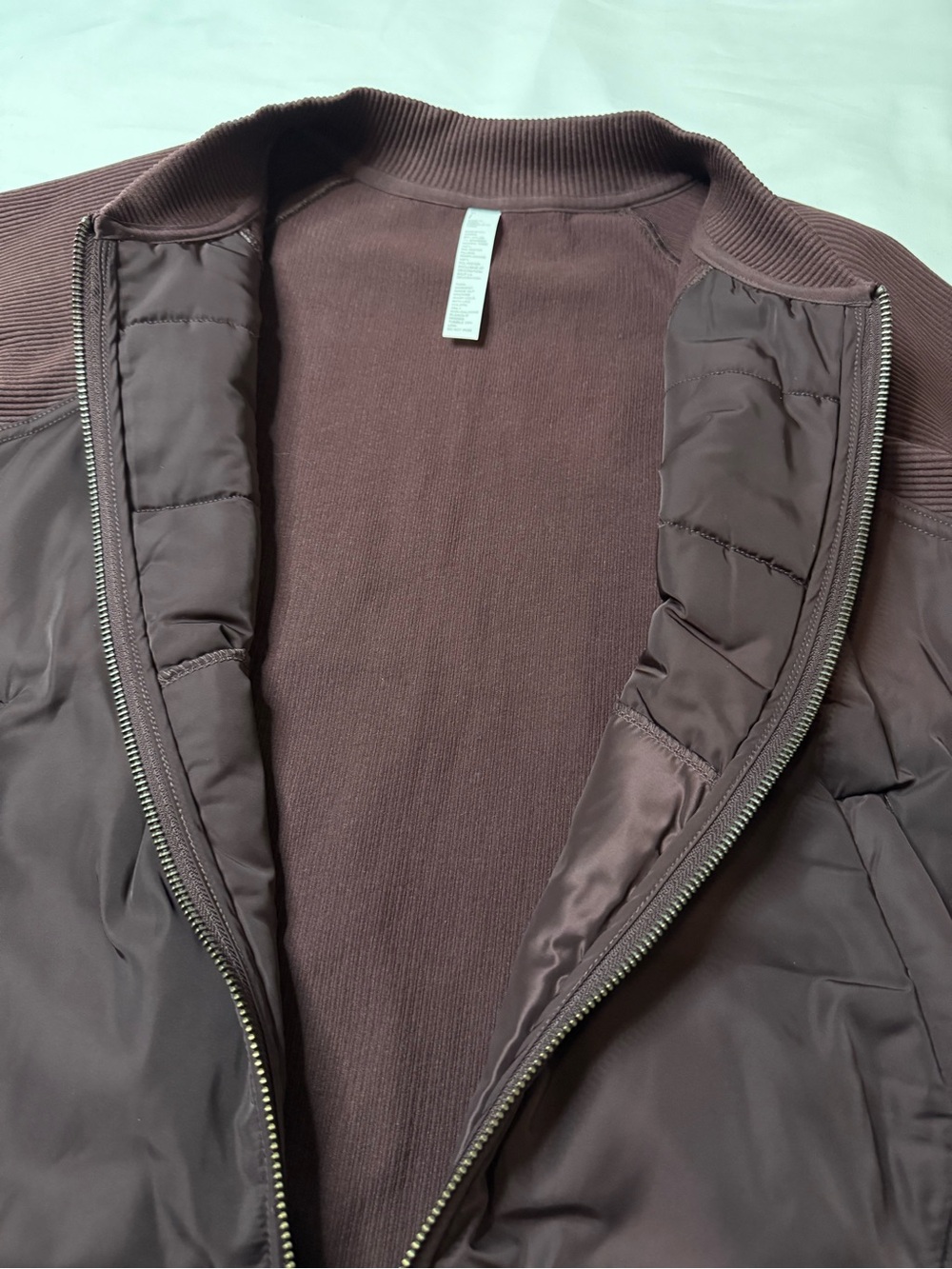 Zella Women’s Burgundy Fudge Seamless Mixed Media Bomber Jacket - Sz Large, NWT - Picture 9 of 13